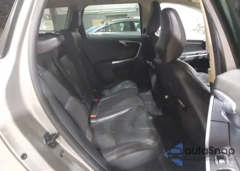 2012 Volvo Xc60 T6/T6 Platinum/T6 Premier Plus/T6 R-Design/T6 R-Design Platinum/T6 R-Design Premier Plus z USA, uszkodzony, nr VIN YV4902DZ9C2306695